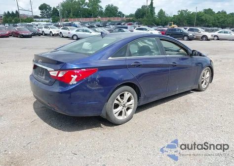 2011 Hyundai Sonata Limited z USA, uszkodzony, nr VIN 5NPEC4AC9BH199925